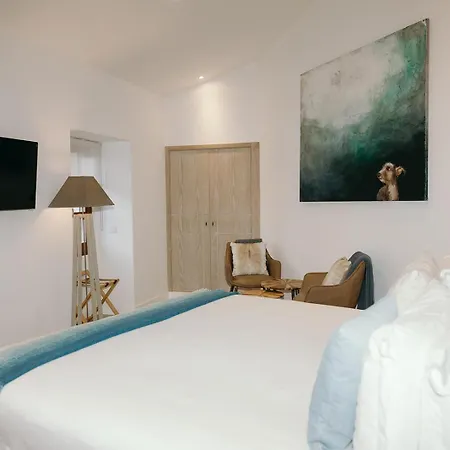 Eleven, Boutique Luxury House & Garden-2